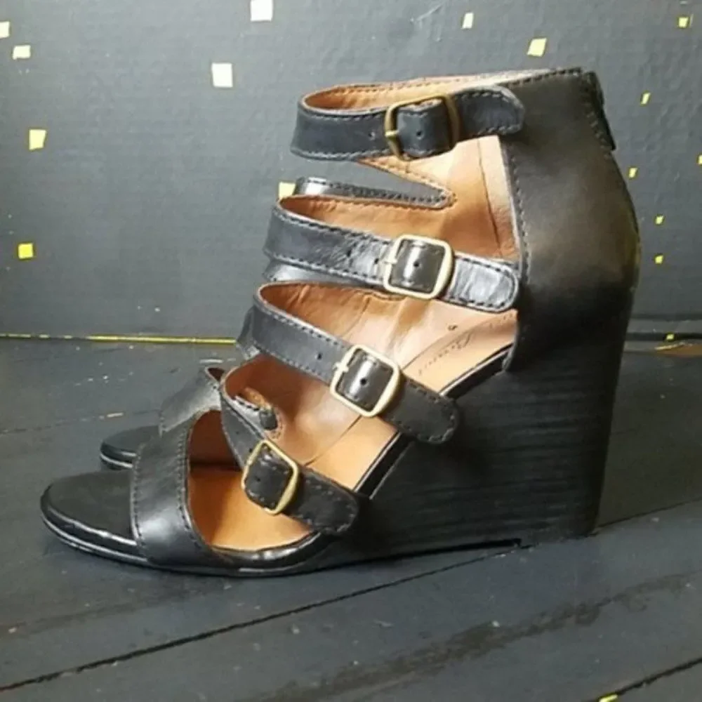 Lucky Brand Leather Gladiator Sandals